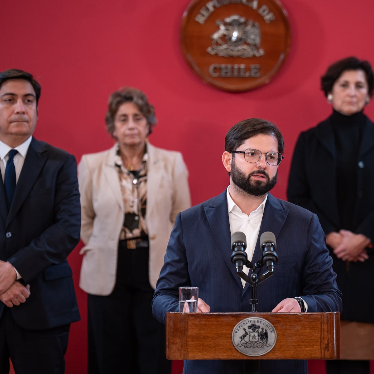 Presidente Boric responde a críticas de la oposición al ministro Nicolás Grau Presidente Boric responde a críticas de la oposición al ministro Nicolás Grau