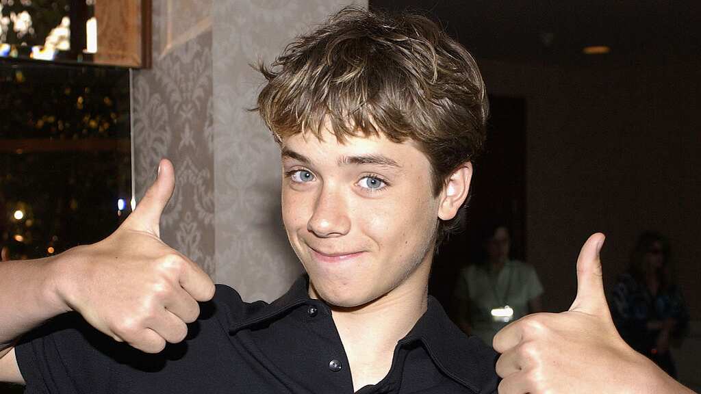 Jeremy Sumpter actor de Peter Pan.