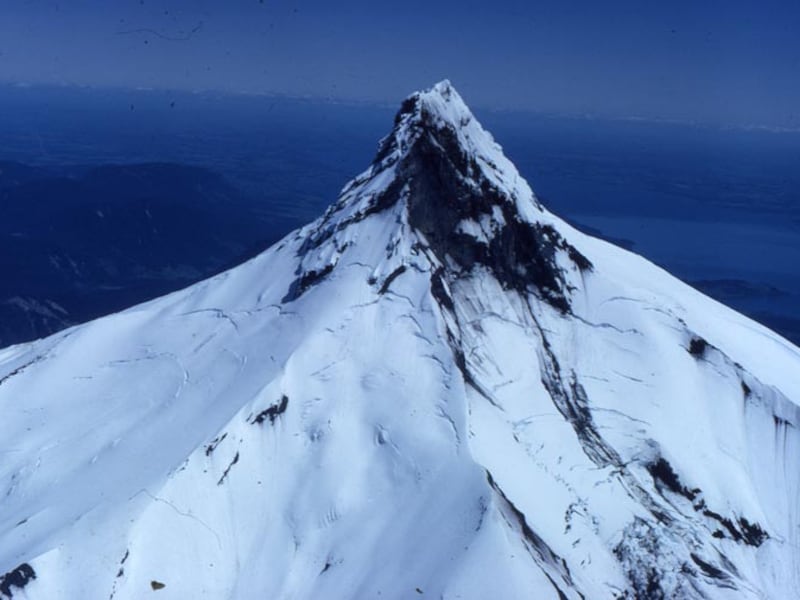 “Actividad sísmica inusual” en complejo volcánico de Osorno: Registra eventos no vistos desde el 2016
