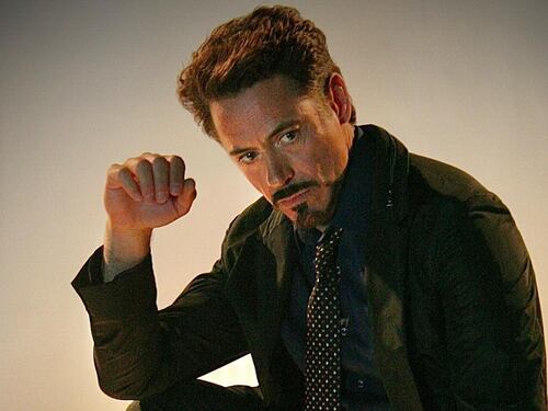 Robert Downey Jr. sorprende con su nuevo aspecto
