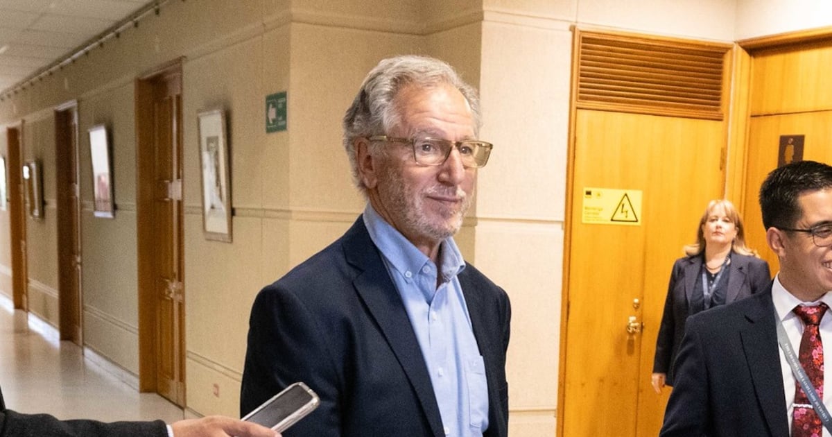 “Se está devolviendo muy poco porque se les cobró en exceso muy poco”: biministro García explica el monto de las devoluciones en las cuentas de la luz