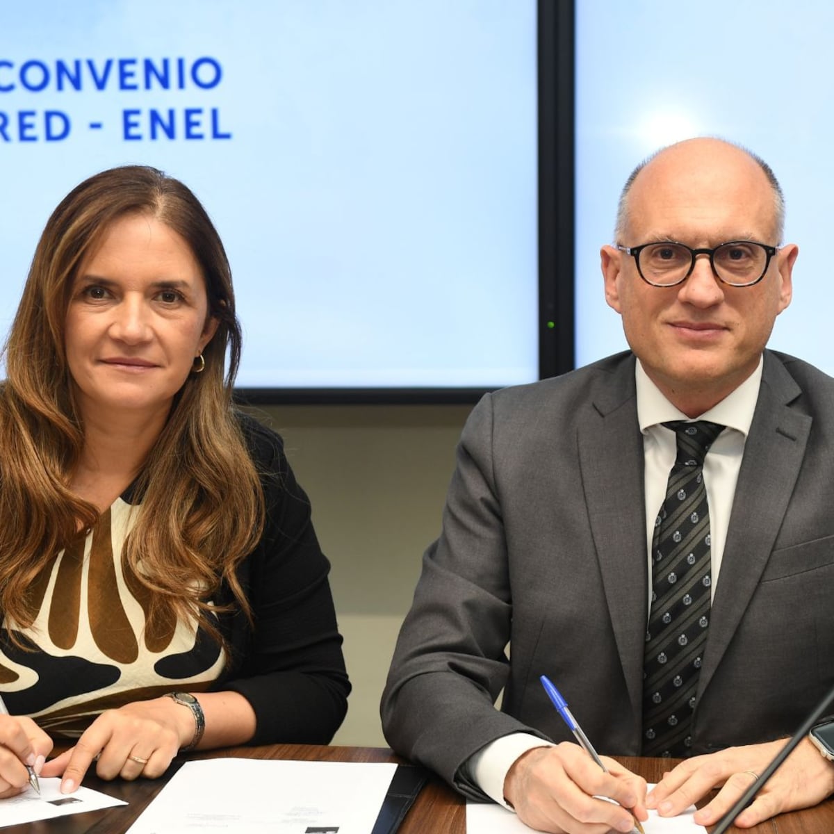 Enel Chile y Senapred firman acuerdo para reforzar respuesta ante emergencias Enel Chile y Senapred firman acuerdo para reforzar respuesta ante emergencias