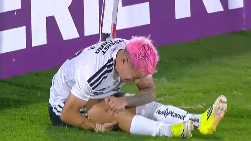¿El bochorno por el penal le pasó la cuenta? Colo Colo aprueba la salida de Cristián Zavala