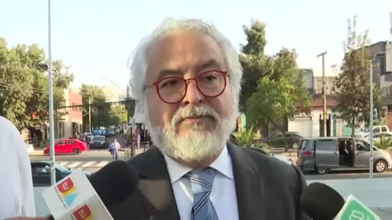 Se mantiene la cautelar de arresto domiciliario total para Luis Hermosilla: abogado arremetió en contra de la fiscal Parra