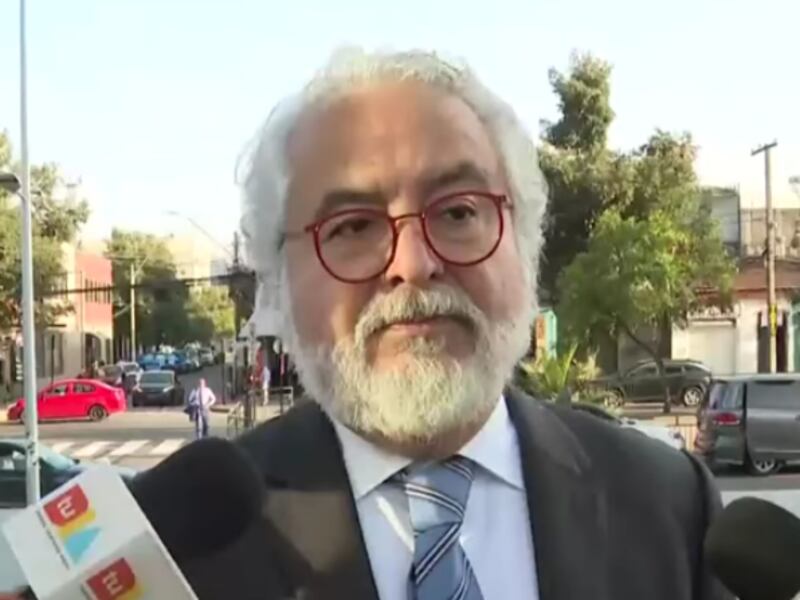 Se mantiene la cautelar de arresto domiciliario total para Luis Hermosilla: abogado arremetió en contra de la fiscal Parra