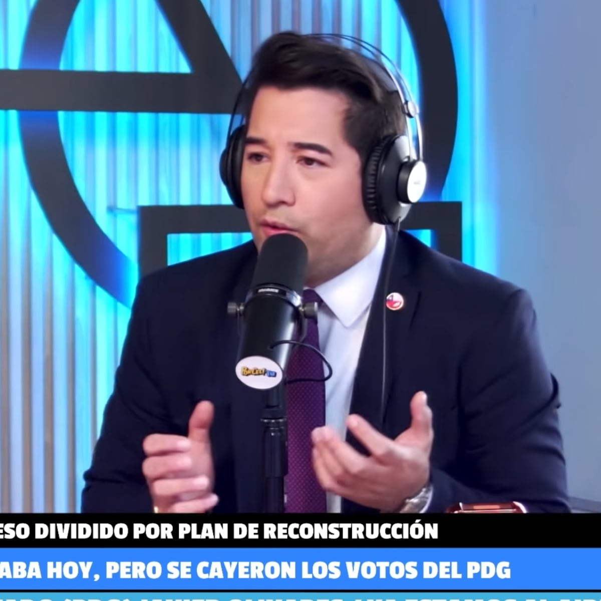 Javier Olivares se pronuncia sobre Franco Parisi ante parlamentarios del PDG Javier Olivares se pronuncia sobre Franco Parisi ante parlamentarios del PDG