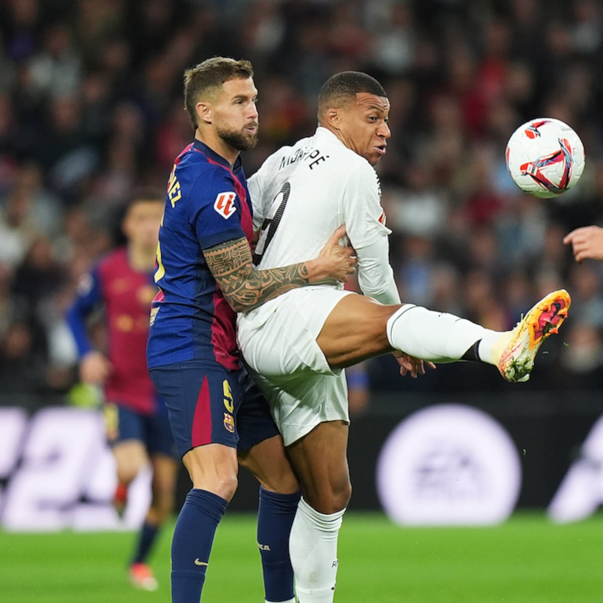 Cuatro equipos buscan el triplete en Champions League Cuatro equipos buscan el triplete en Champions League