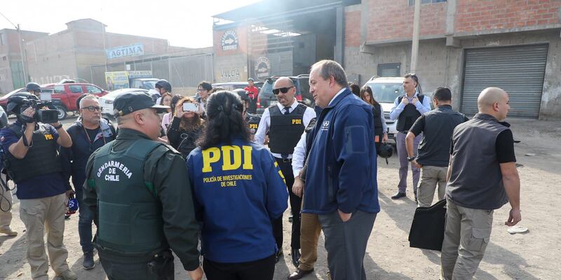 Tribunales reciben avisos de bomba en tres zonas del país tras mega operativo contra el Tren de Aragua en Arica – Publimetro Chile