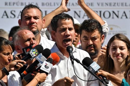 Juan Guaidó: agentes del Sebin “actuando de manera unilateral” arrestan brevemente al presidente de la Asamblea Nacional de Venezuela