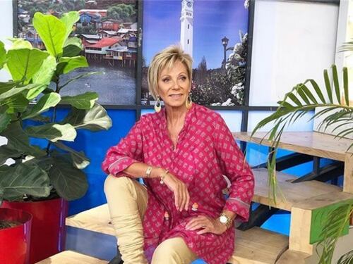 Raquel Argandoña impacta con fotografía en bikini a sus 61 años