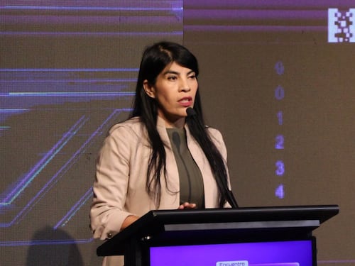 ¿Dónde está la ministra? Polémico viaje de Ximena Lincolao en plena crisis del gabinete de Kast