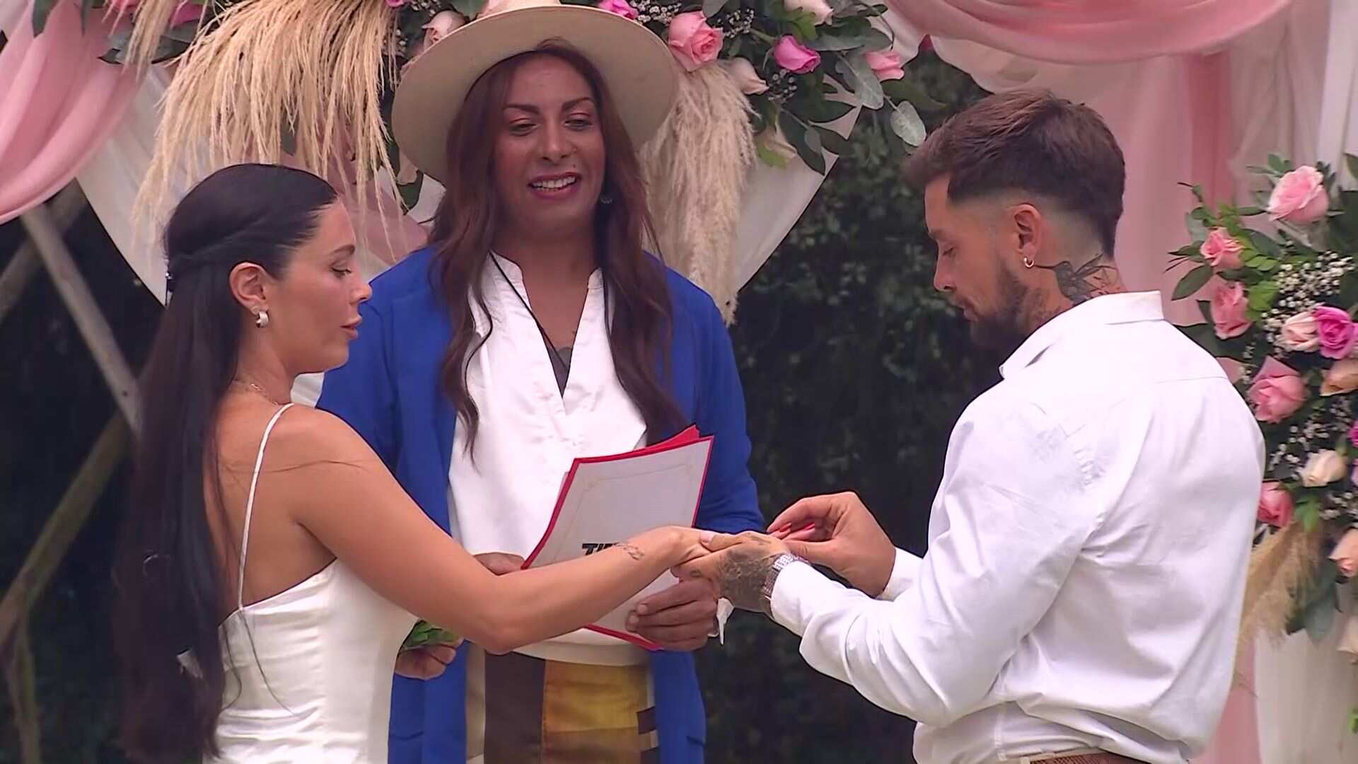 Daniela Aránguiz y Luis Mateucci | Tierra Brava