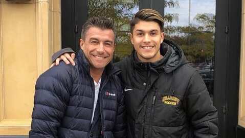 El periodista Fernando Solabarrieta, próximo invitado en los live de los jueves de Publimetro, entregó su opinión respecto a la participación de su hijo Nicolás en el reality de Canal 13, Tierra Brava, confesando que no fue totalmente de su agrado. 
Fue en conversación con Daniel Fuenzalida en el programa “Sin Dios ni ley”, que reveló