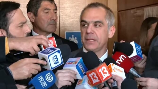 La jueza del cuarto juzgado indicó en la audiencia de esta mañana que De los Santos se burló del tribunal cuando fue imputado en la audiencia anterior.