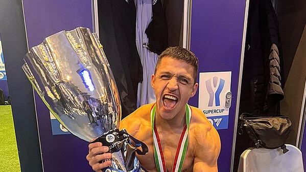 Alexis Sánchez / @alexis_officia1