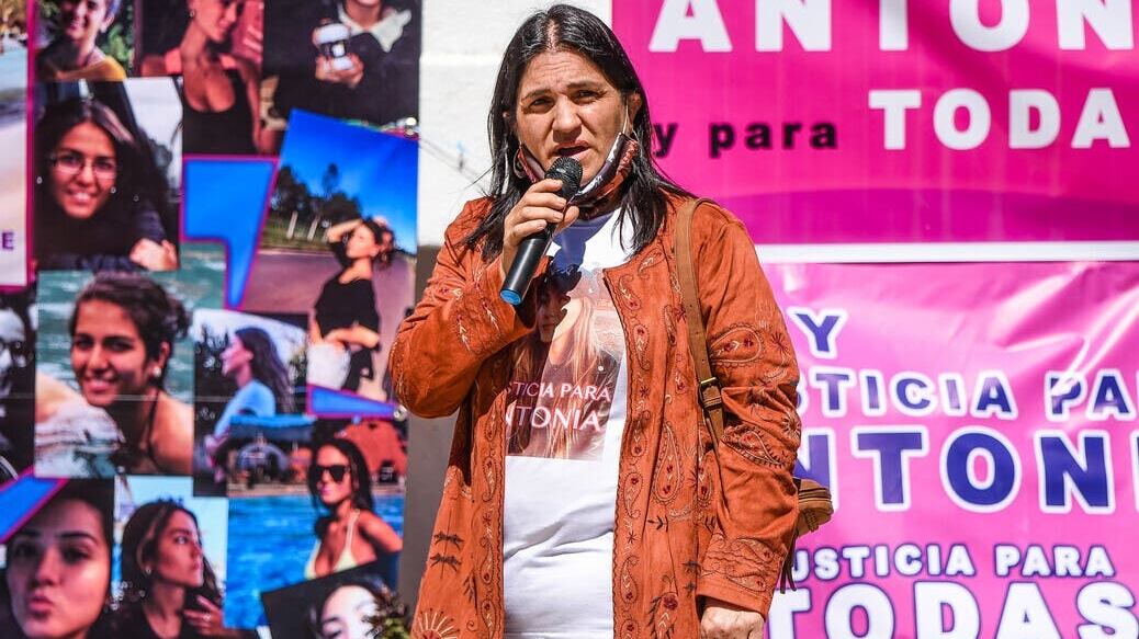 Madre de Antonia Barra denuncia amenazas de cercanos a Martín Pradenas.