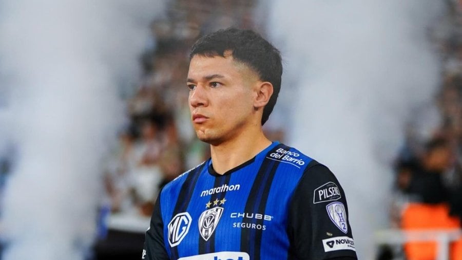 Colo-Colo confirma a Matías Fernández como su primer refuerzo para la temporada 2026