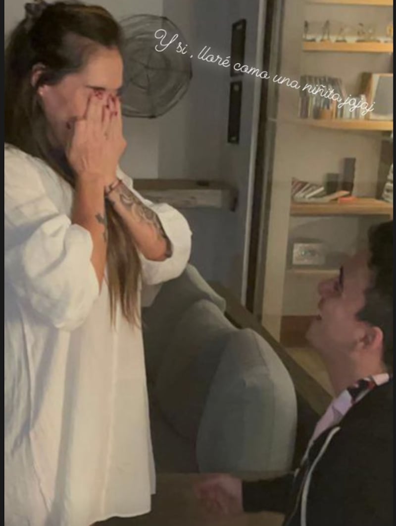 Valentina Roth se casa con Miguel de la Fuente. Le regaló un anillo y pidió matrimonio.