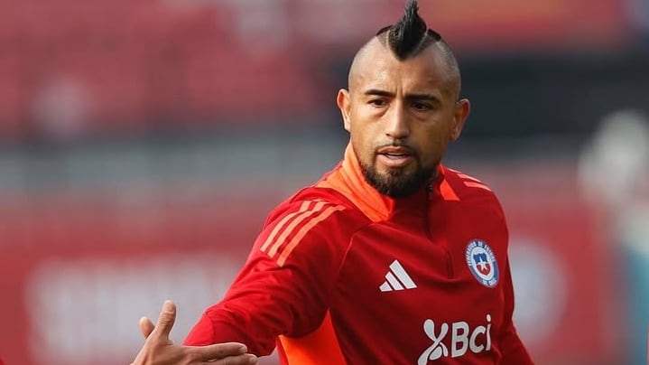 El King provocó polémica en la previa al partido de Chile con Argentina al estar en las apuestas del sitio online que patrocina.