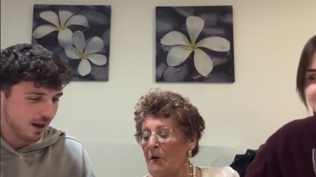 El trend de las abuelas: en qué consiste el reto viral que desata risas en TikTok