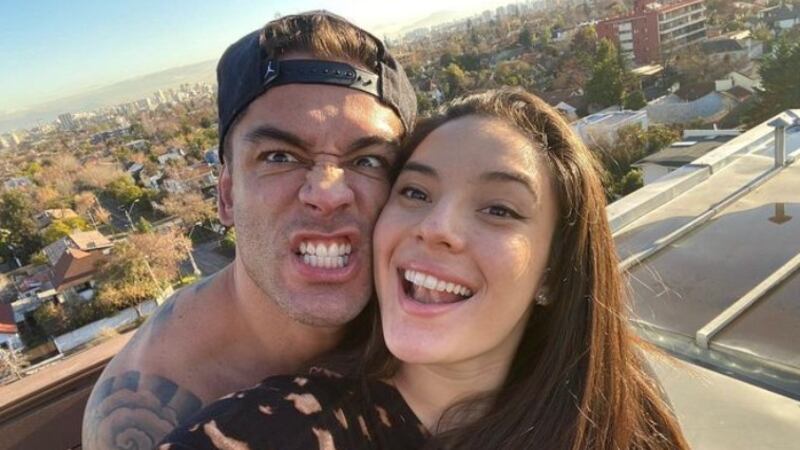 “Si no ganas, te llevo a bailar a otras partes”: El romántico mensaje de Thiago Cunha a Chantal Gayoso en plena competencia de baile