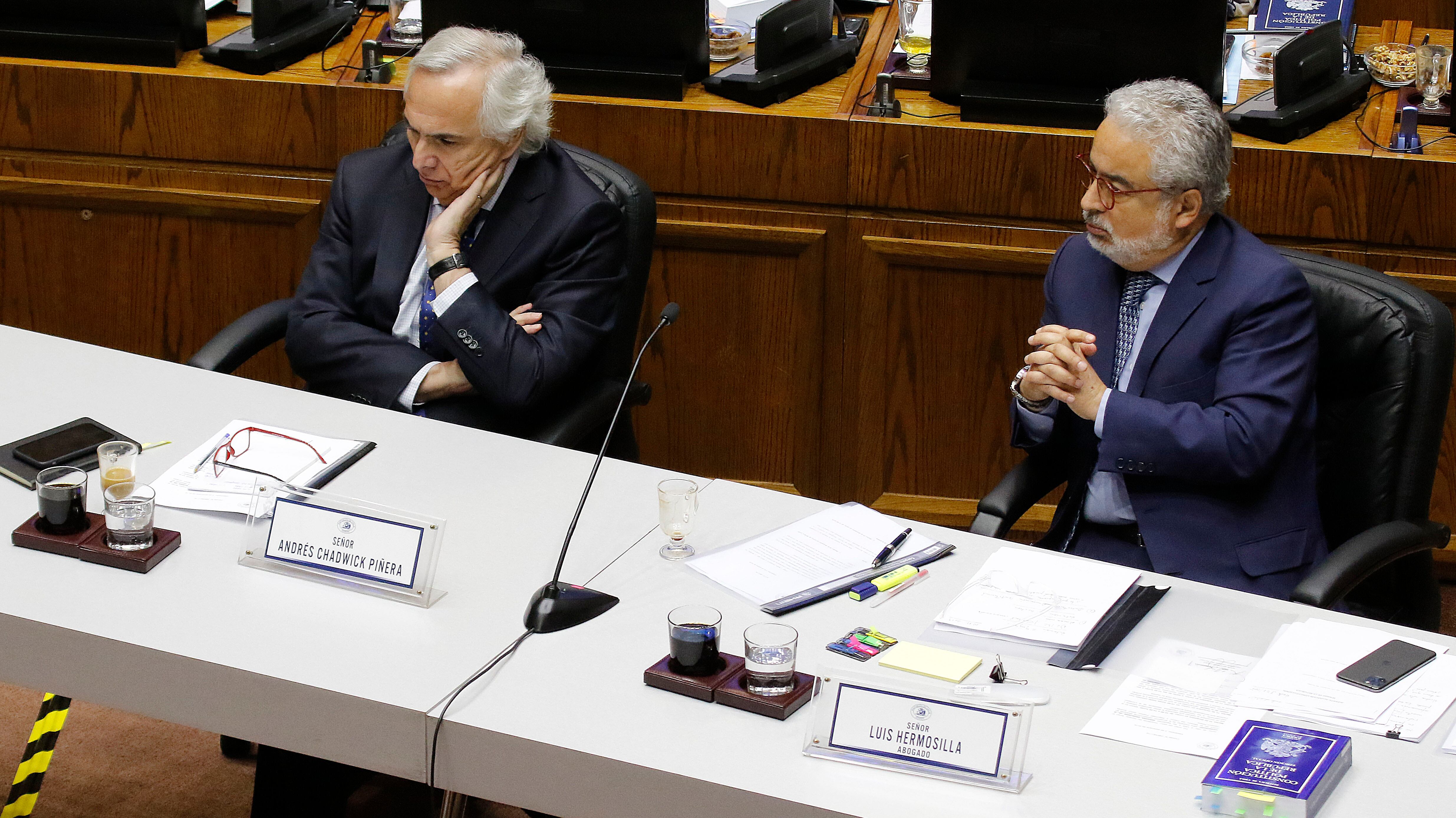 Chadwick y Hermosilla, durante la Acusación Constitucional contra el entonces mininstro, en 2019. / AGENCIAUNO