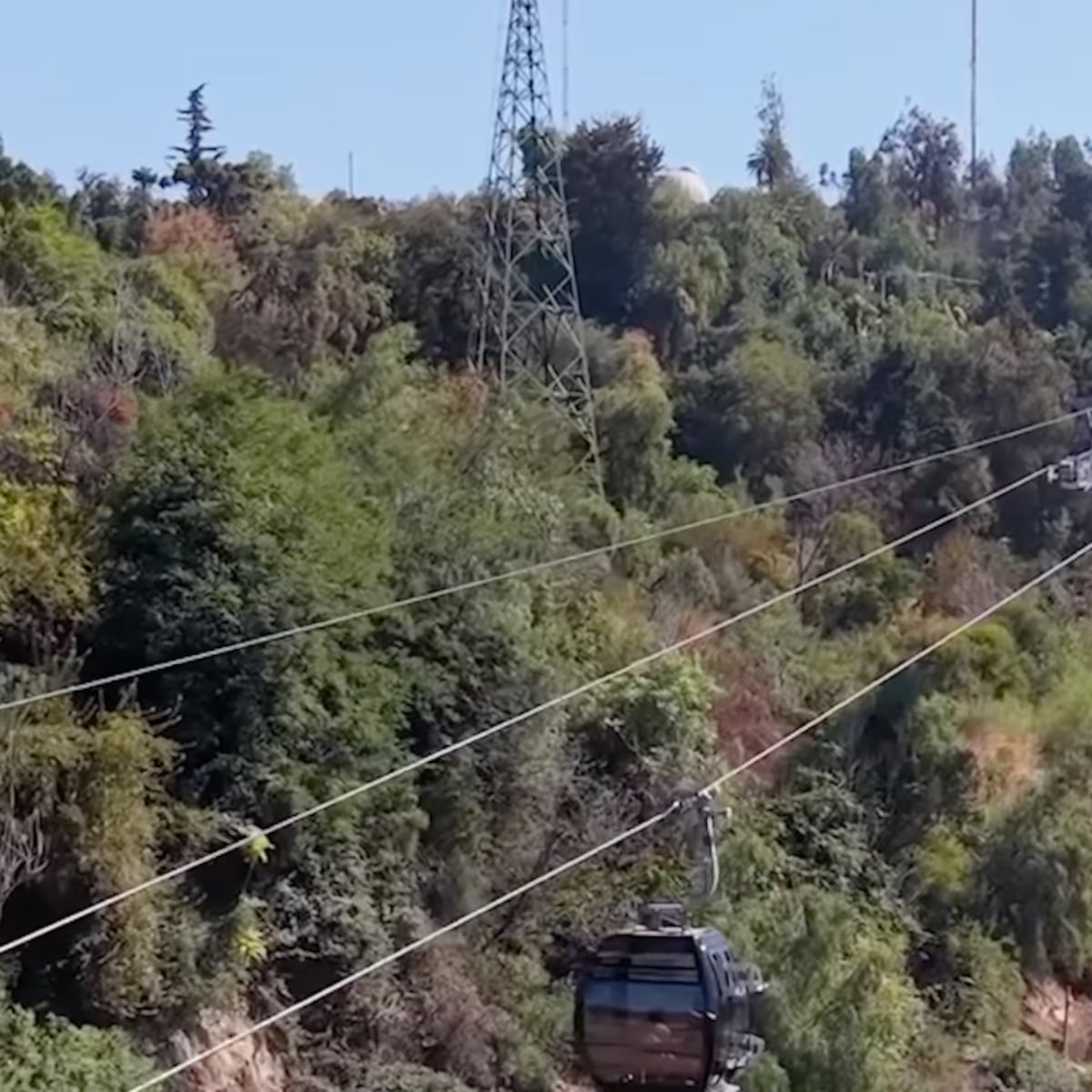 Teleférico Bicentenario inicia pruebas con sus cabinas Teleférico Bicentenario inicia pruebas con sus cabinas