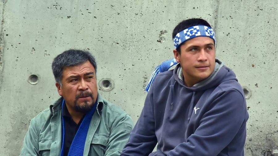 Héctor Llaitul y su hijo Ernesto