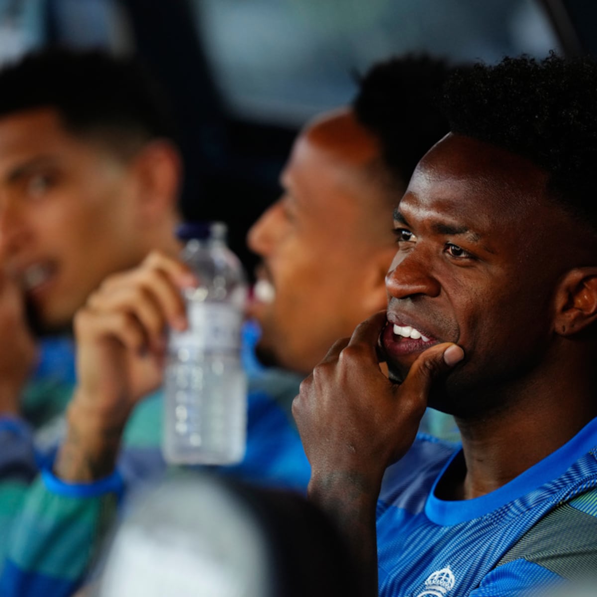 Vinícius Júnior elogia a Lamine Yamal por condena a cánticos antimusulmanes Vinícius Júnior elogia a Lamine Yamal por condena a cánticos antimusulmanes