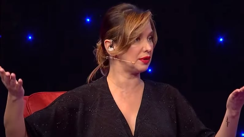 Claudia Schmitd | Captura: Zona de estrellas