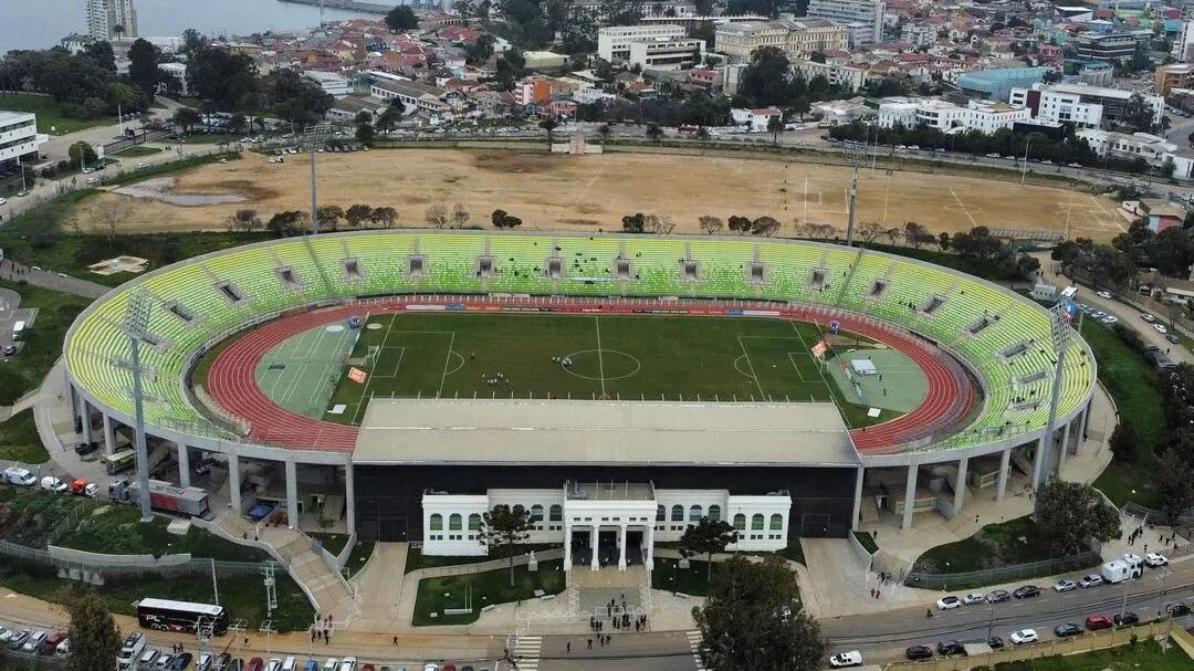 Estadio Elías Figueroa Brander