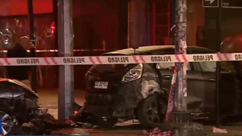 Carabinero es detenido tras provocar violento choque y escapar: víctima está en riesgo vital