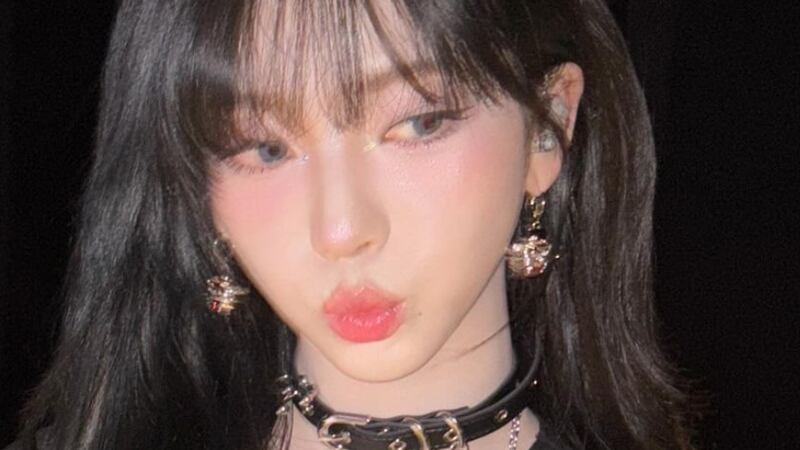 “¿No es suficiente el amor que te dan tus fans?”: cantante de K-Pop ofreció disculpas por tener novio