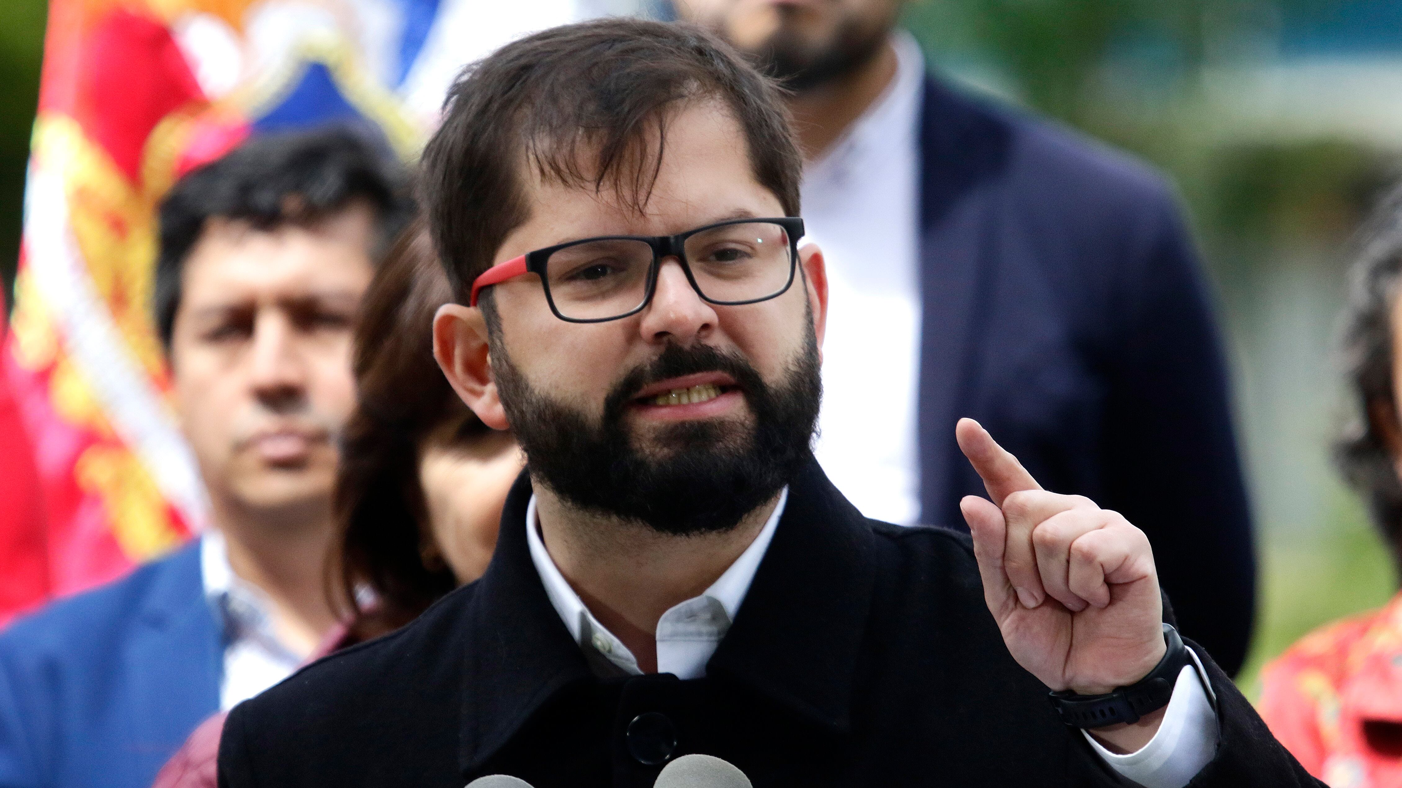 El Presidente de la República, Gabriel Boric, realiza punto de prensa tras reunión con el Gabinete Regional de la Araucanía.
Javier Salvo/Aton Chile