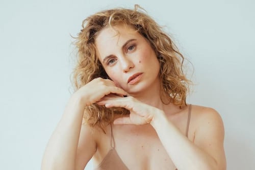 Denuncian a Li Fridman por venta irregular de entradas para conciertos: la candidata asegura que sólo fue intermediaria