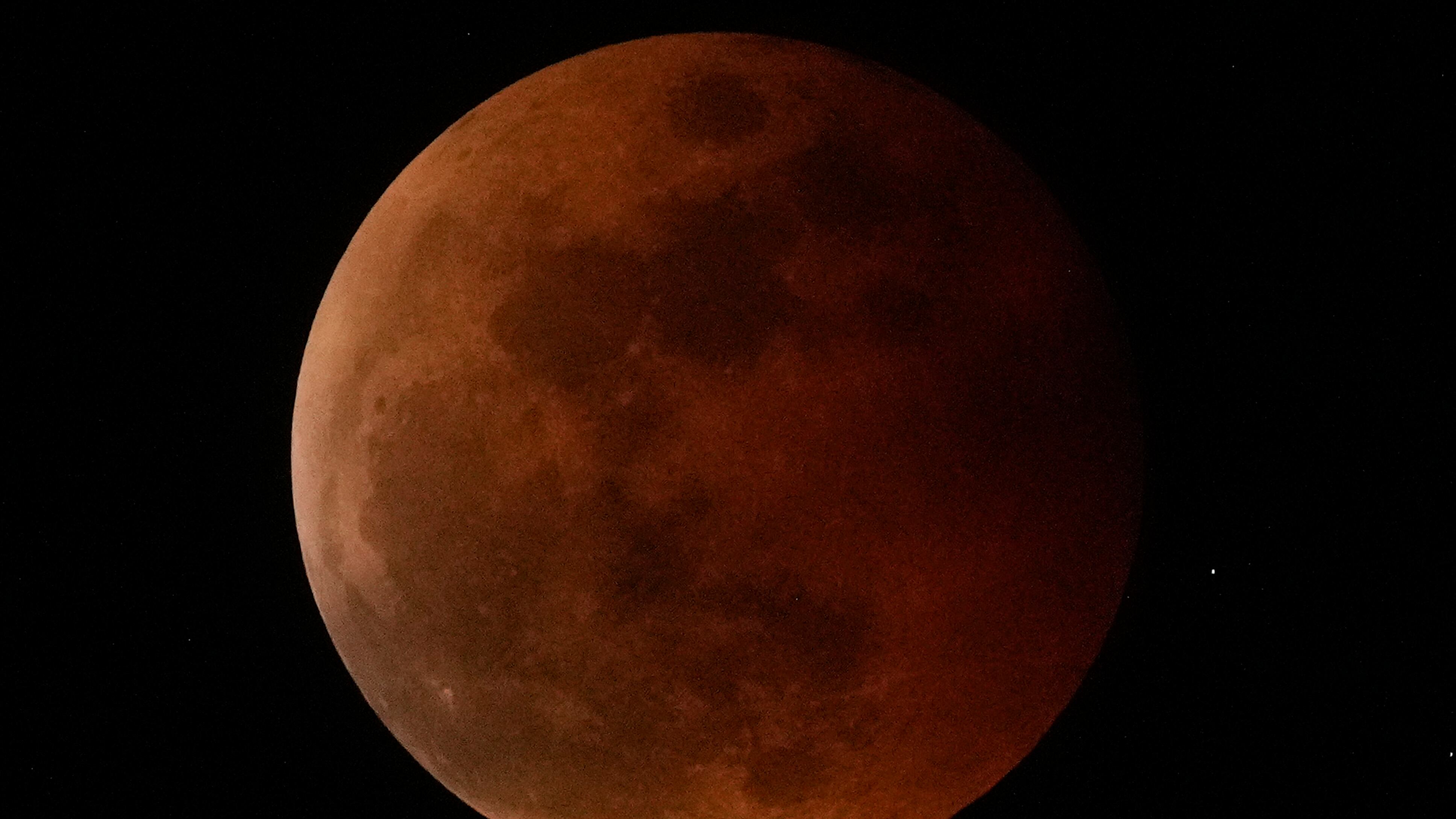 (AP Photo/Aaron Favila)