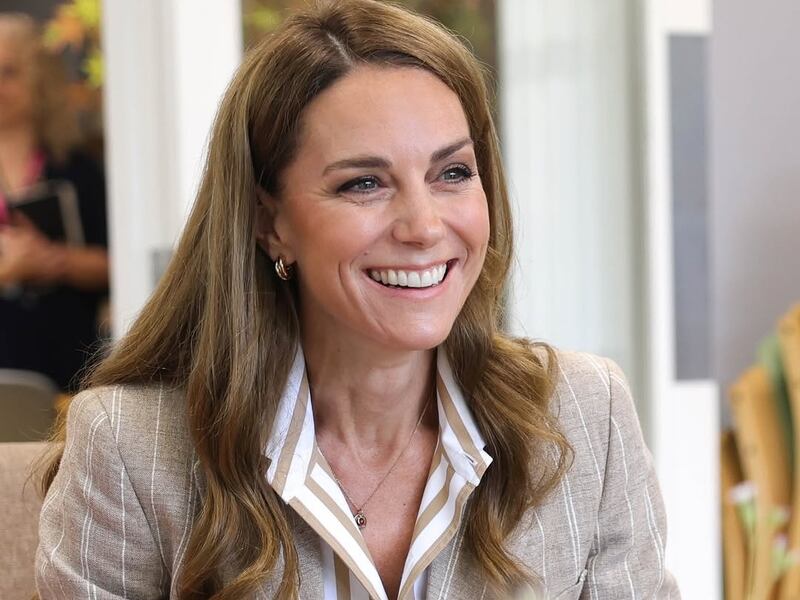 “Cambia la vida de cualquiera”: Kate Middleton reaparece en público y confiesa haber pasado “por momentos difíciles” en su tratamiento contra el cáncer