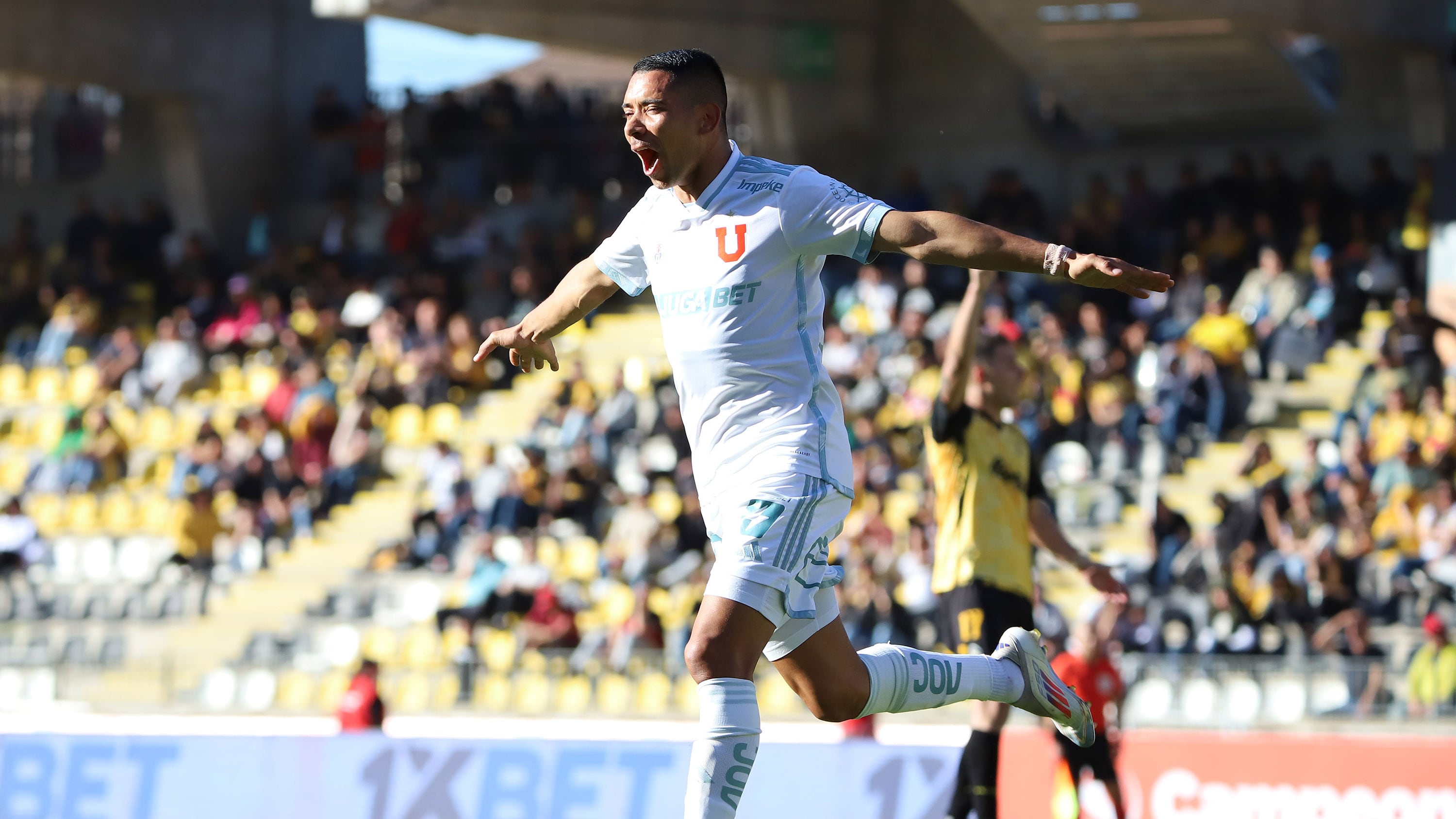 CAMPEONATO NACIONAL 2024: Coquimbo vs Universidad de Chile | 31 DE AGOSTO DE 2024, COQUIMBO
Cristian Palacios festeja el uno a cero parcial Durante el partido, válido por la vigésimo tercera fecha, entre Coquimbo Unido y Universidad de Chile, disputado en el estadio Francisco Sánchez Rumoroso
FOTO:MACARENA CARVAJAL/ AGENCIA UNO