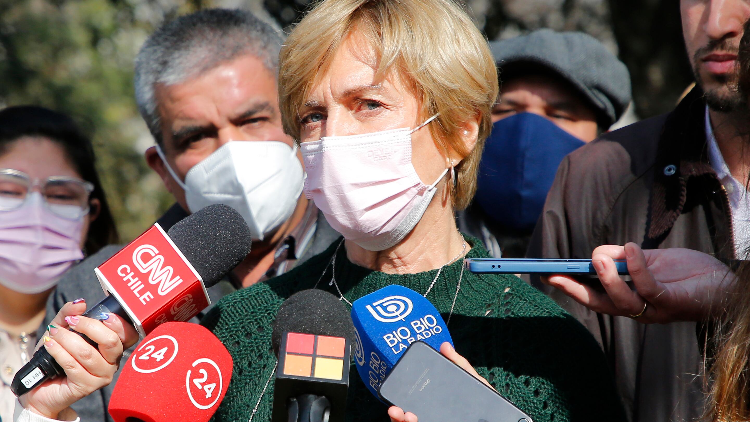 La alcaldesa de Providencia, Evelyn Matthei, confirmó que este fin de semana se irá de gira al norte para apoyar la campaña por el Rechazo a la nueva Constitución.