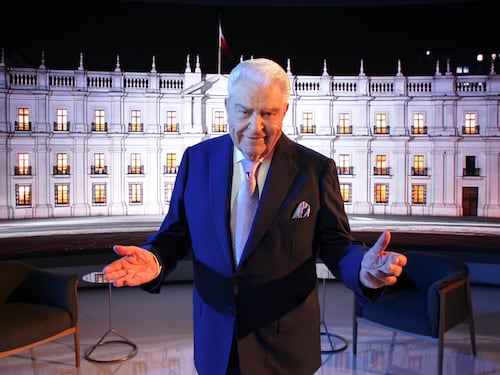 El regreso de un clásico: Mario Kreutzberger entrevistará a Boric y Kast en nueva temporada de “Las caras de la Moneda”