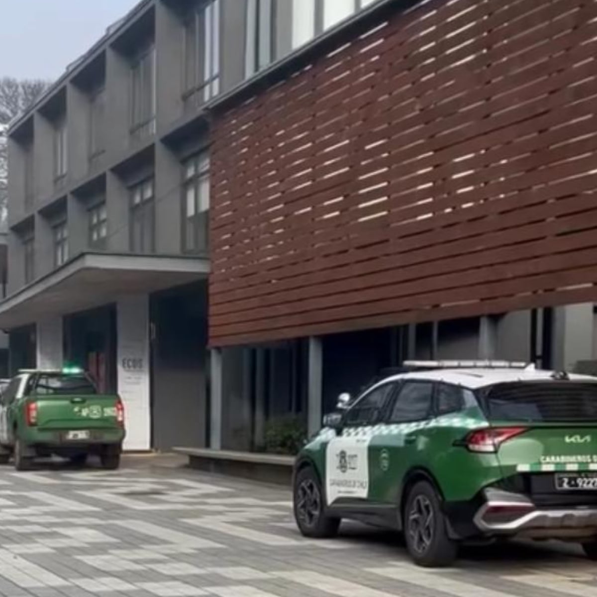 Amenaza de bomba obliga evacuación en Universidad Católica de Temuco Amenaza de bomba obliga evacuación en Universidad Católica de Temuco