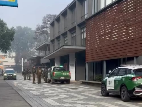Universidad Católica de Temuco: amenaza de bomba obliga a evacuar el campus y suspender las clases