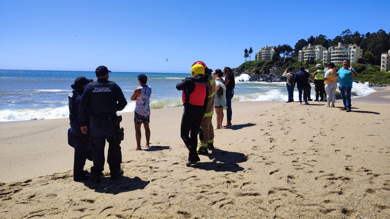 Familia desaparecida en playa de Pingueral | Fuente: Twitter de la Armada