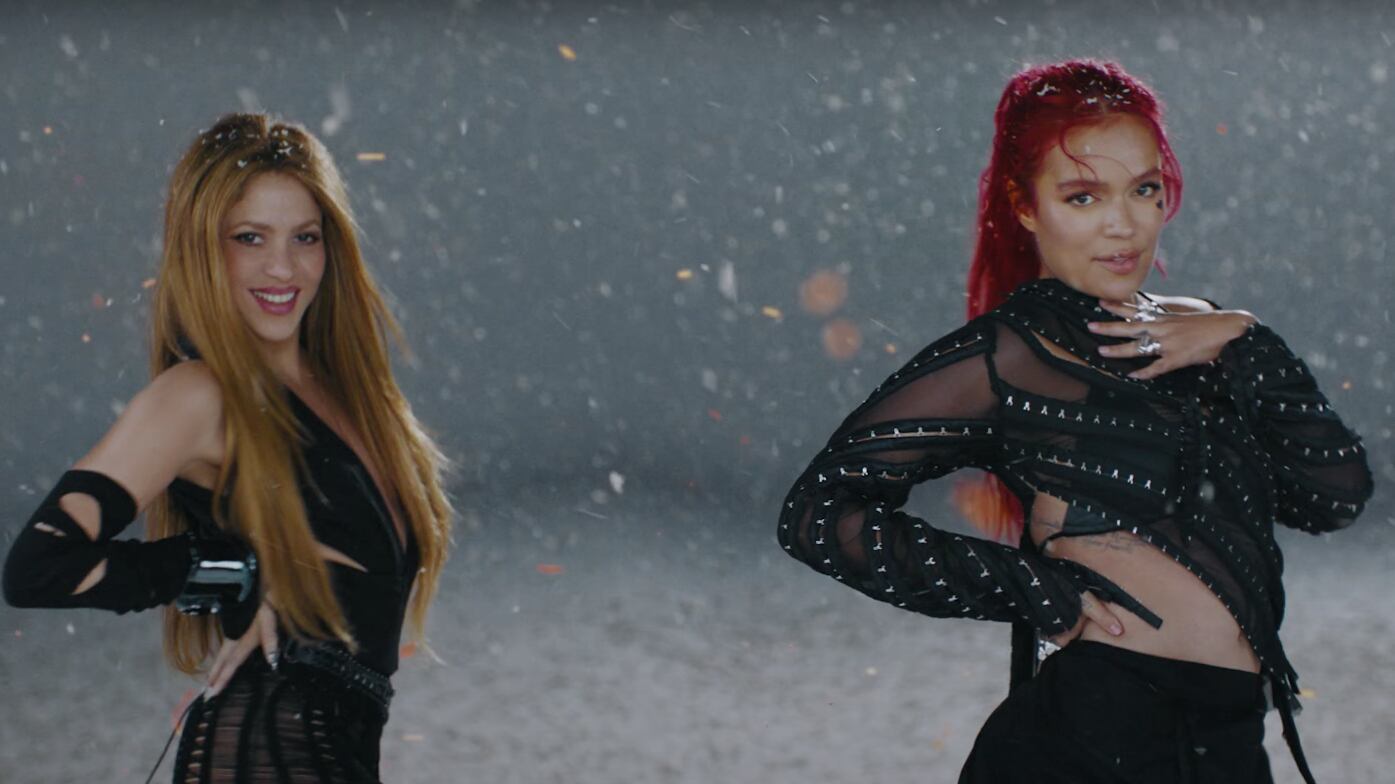 Shakira y Karol G en su nueva canción TQG