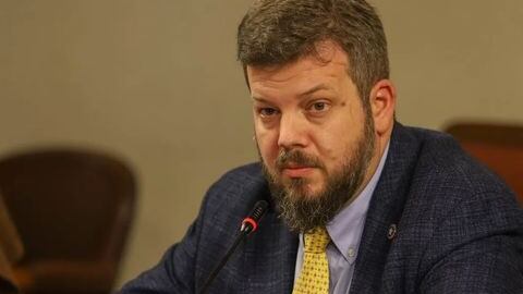 "Que lo acredite": Johannes Kaiser pide informe del SML que demuestre ceguera de senadora Campillai