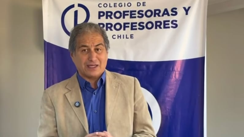 Mario Aguilar del Colegio de Profesoras y Profesores de Chile | Captura: Youtube @ColegiodeProfesoresChile