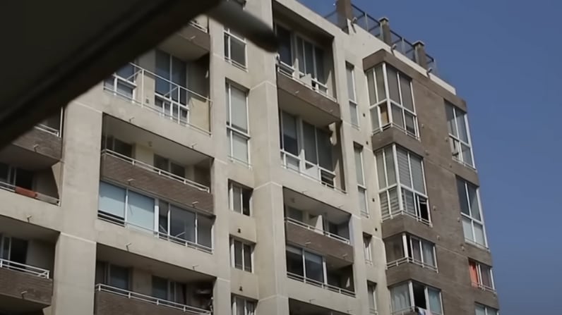 Edificio Santiago Centro | Captura: Meganoticias