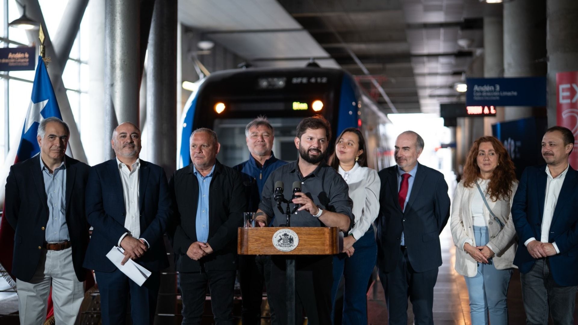 Boric pide a próximo gobierno mantener política de "Trenes para Chile