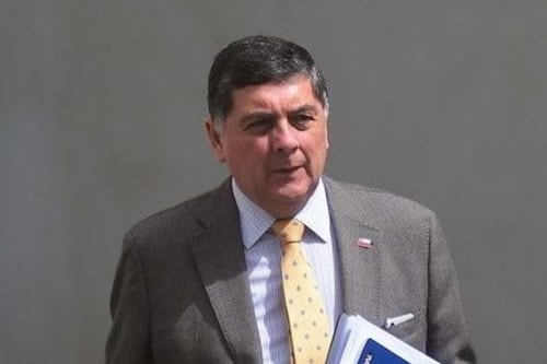 Alvarado se abre a negociar con la oposición por megarreforma: “No tengo problema en que se alargue la discusión”
