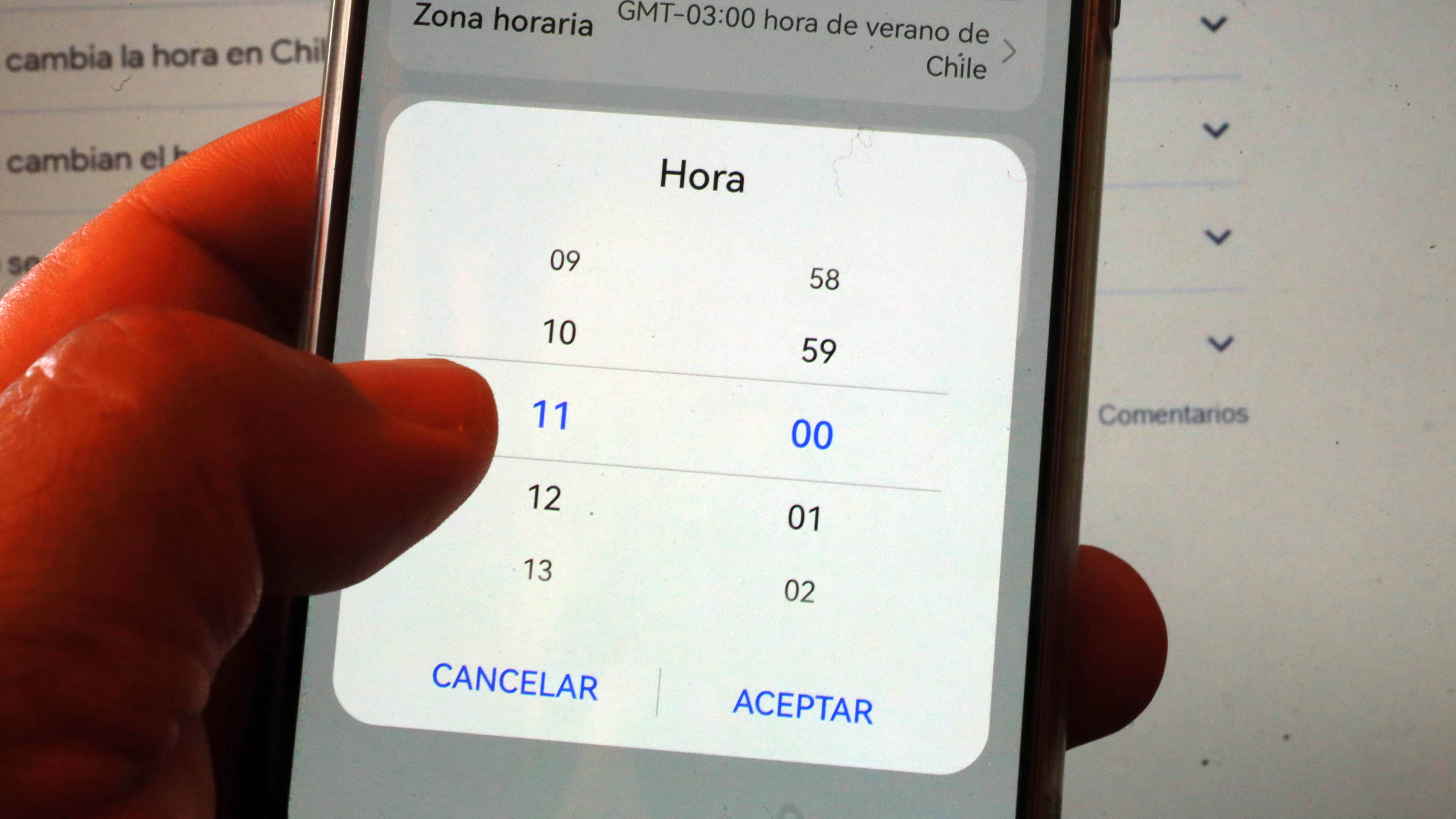 Cambio de hora en Chile: este sábado hay que atrasar los relojes en una hora